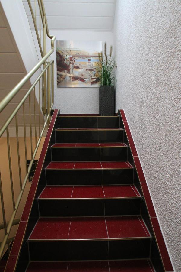 Gaestehaus Kronenstrasse Schwetzingen Kültér fotó